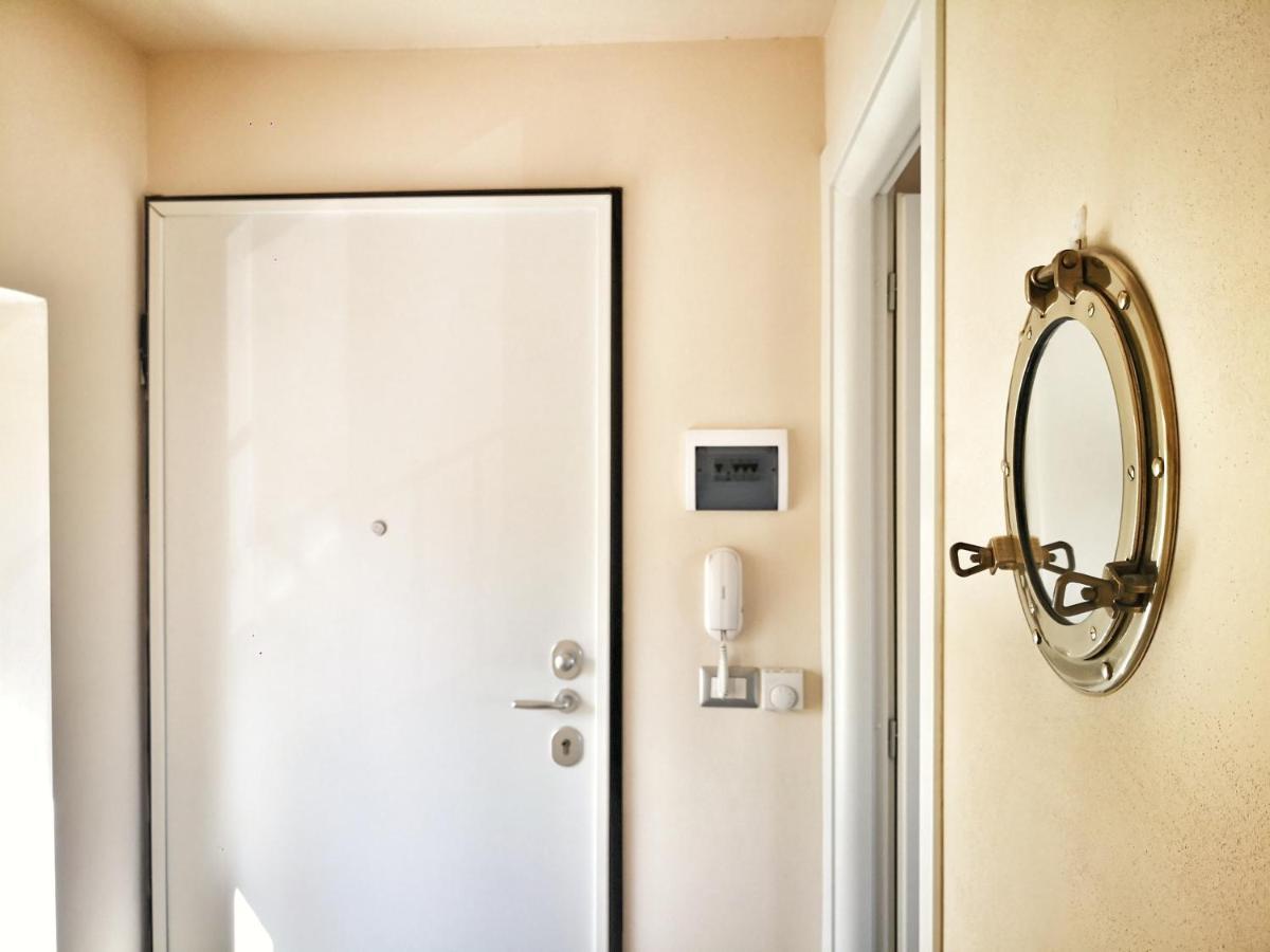 Appartamento Deluxe Con Terrazza Sul Mare Savona Exteriér fotografie